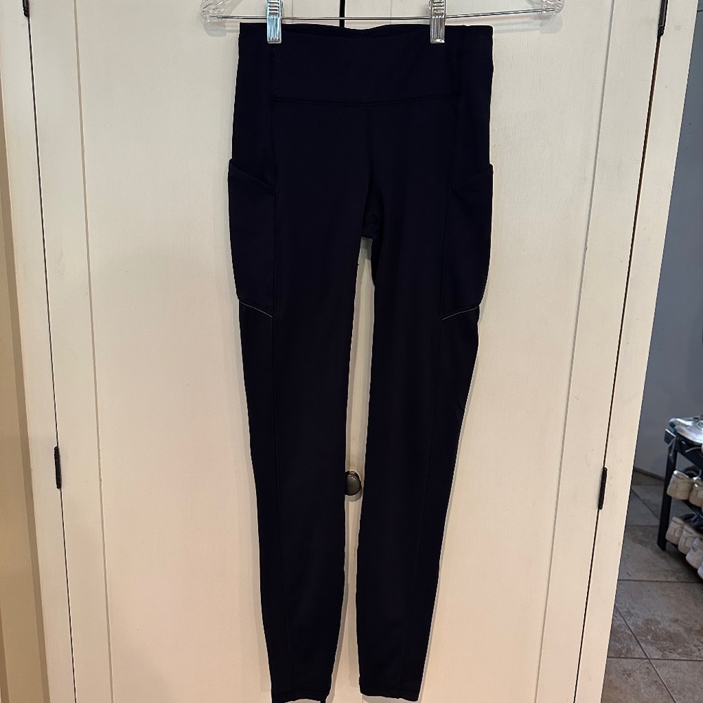 Lululemon Fast and Free High Rise 28” Leggings in True Navy size 4